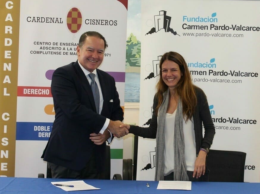 Firma de Convenio con La Fundación Carmen Pardo-Valcarce